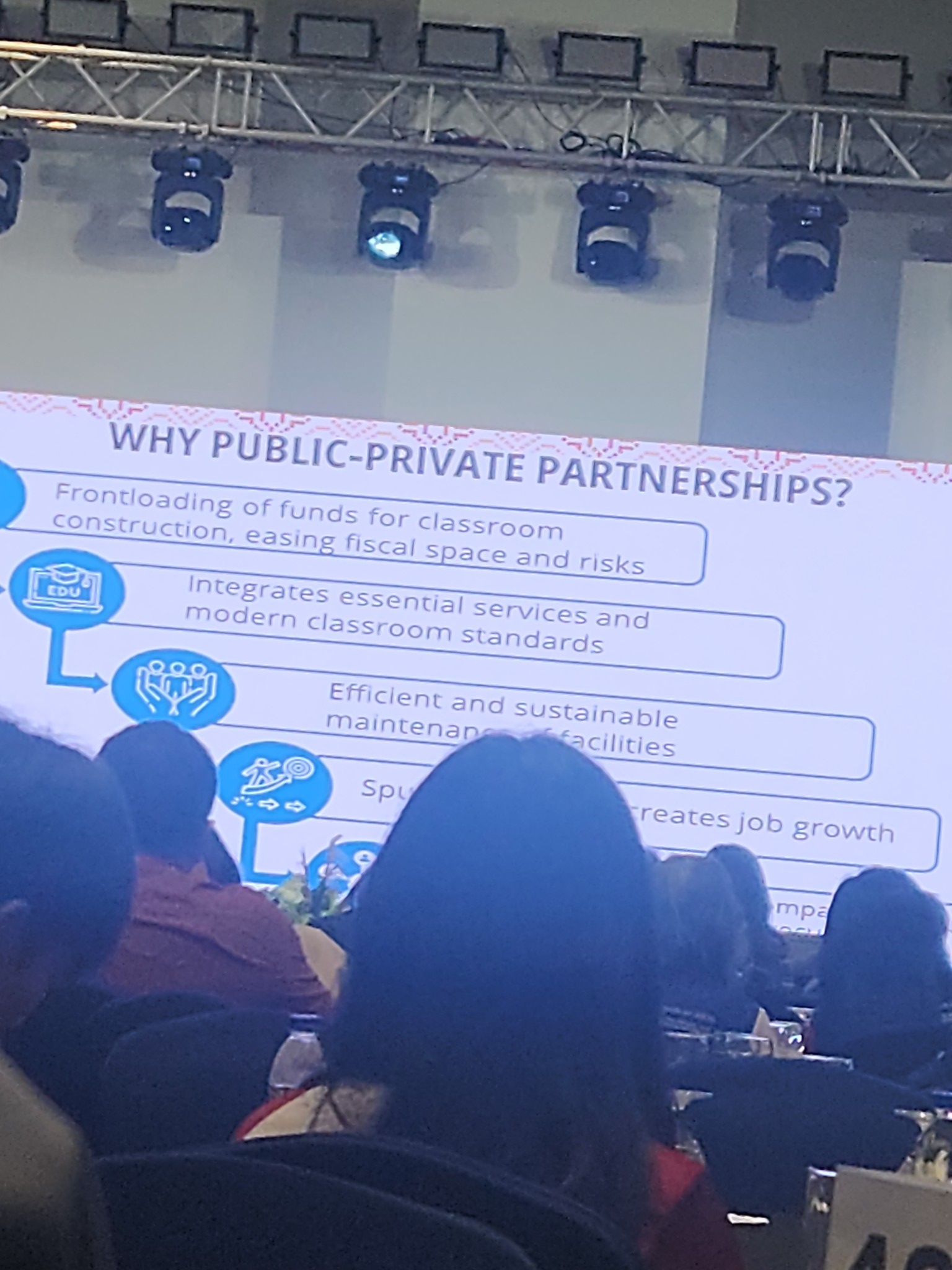 586077402_1233121715512932_5442667796488169623_n